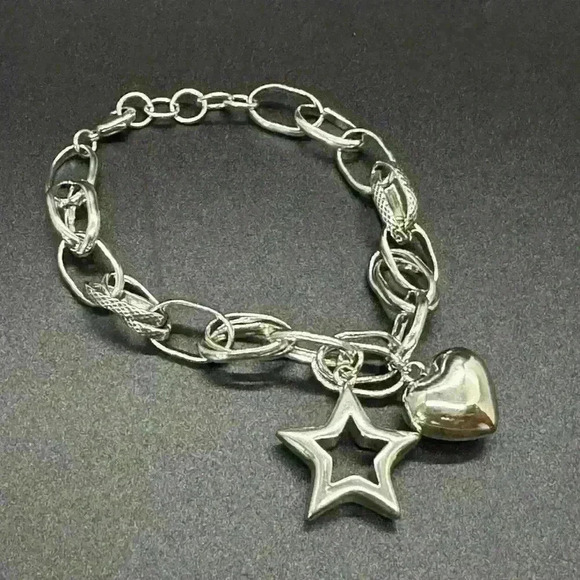 Aesthetic Charm Bracelet 🖤 - Picture 3 of 3